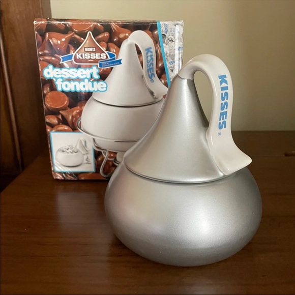NWT Hershey's kisses silver toned fondue set. - Picture 1 of 6